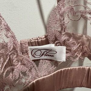 Fleur Du Mal lace bra